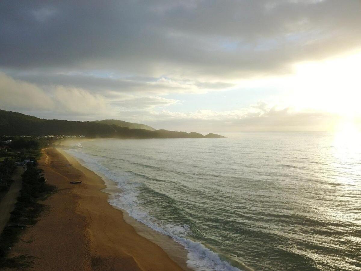 Casa Pe Na Areia Em Praia Paradisiaca Balneário Camboriú Exterior foto